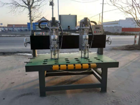 新全自动背栓钻孔机